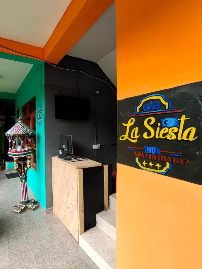 La Siesta India Manali Hostel Bagian luar foto