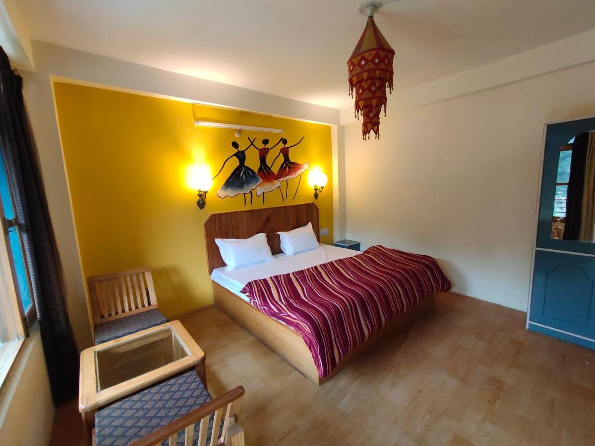 La Siesta India Manali Hostel Bagian luar foto
