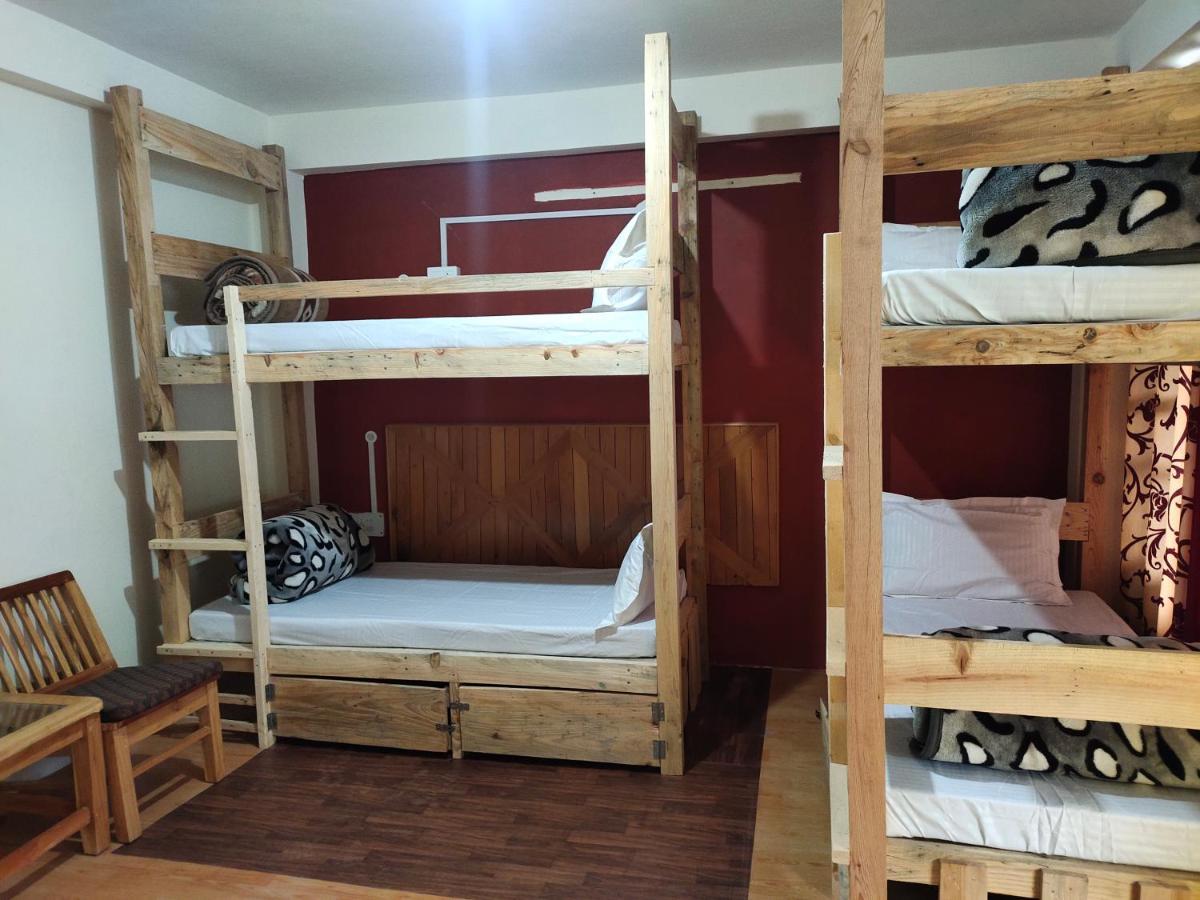 La Siesta India Manali Hostel Bagian luar foto