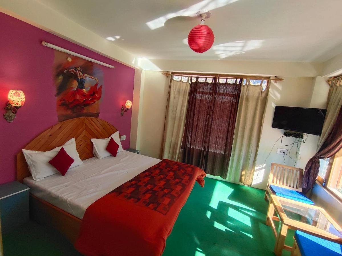 La Siesta India Manali Hostel Bagian luar foto