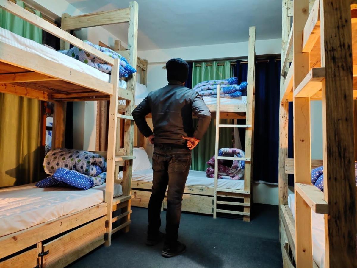 La Siesta India Manali Hostel Bagian luar foto