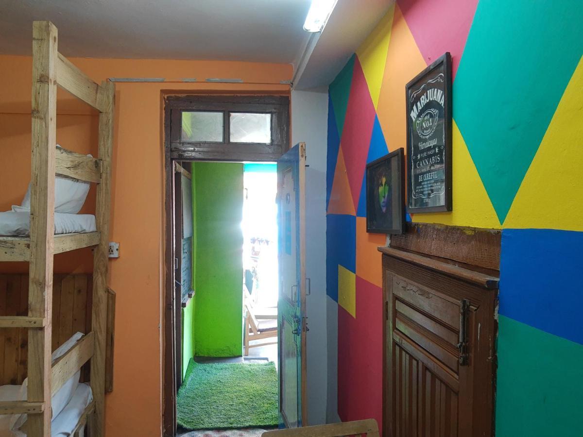 La Siesta India Manali Hostel Bagian luar foto